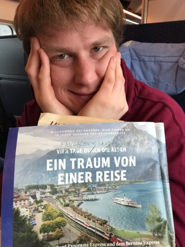 Ein Traum von einer Reise - Jakob mit Buch